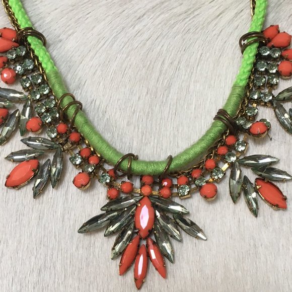 Guess necklace - Picture 2 of 6